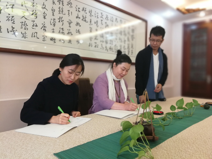 坚决维护消费者利益，加强企业维权意识