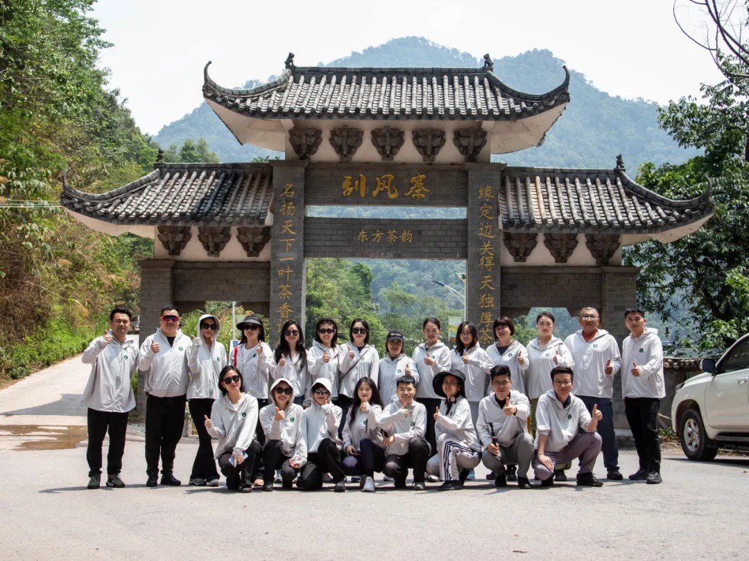 坚决维护消费者利益，加强企业维权意识
