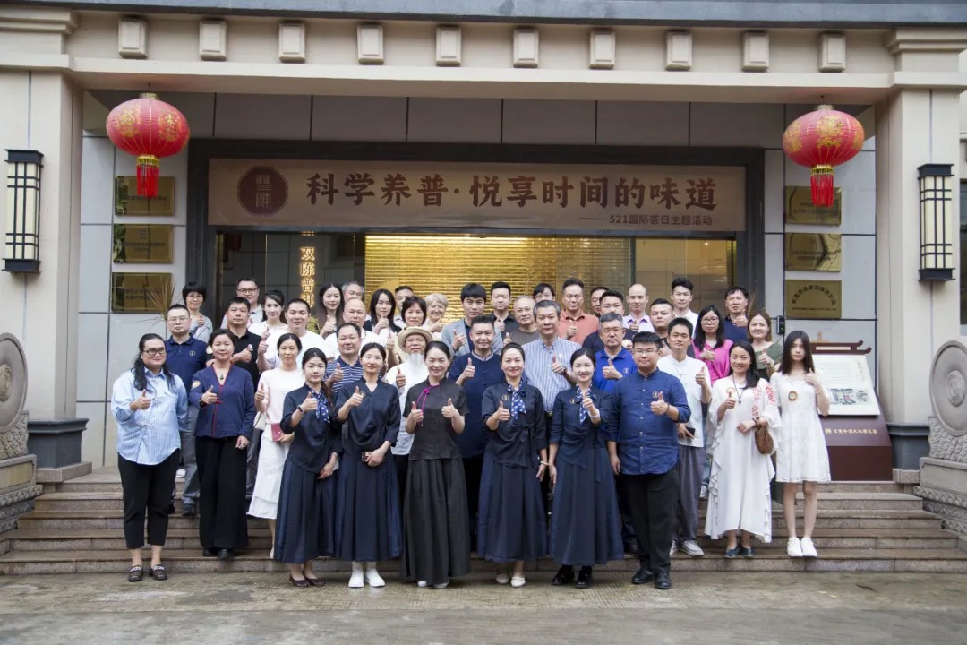 坚决维护消费者利益，加强企业维权意识